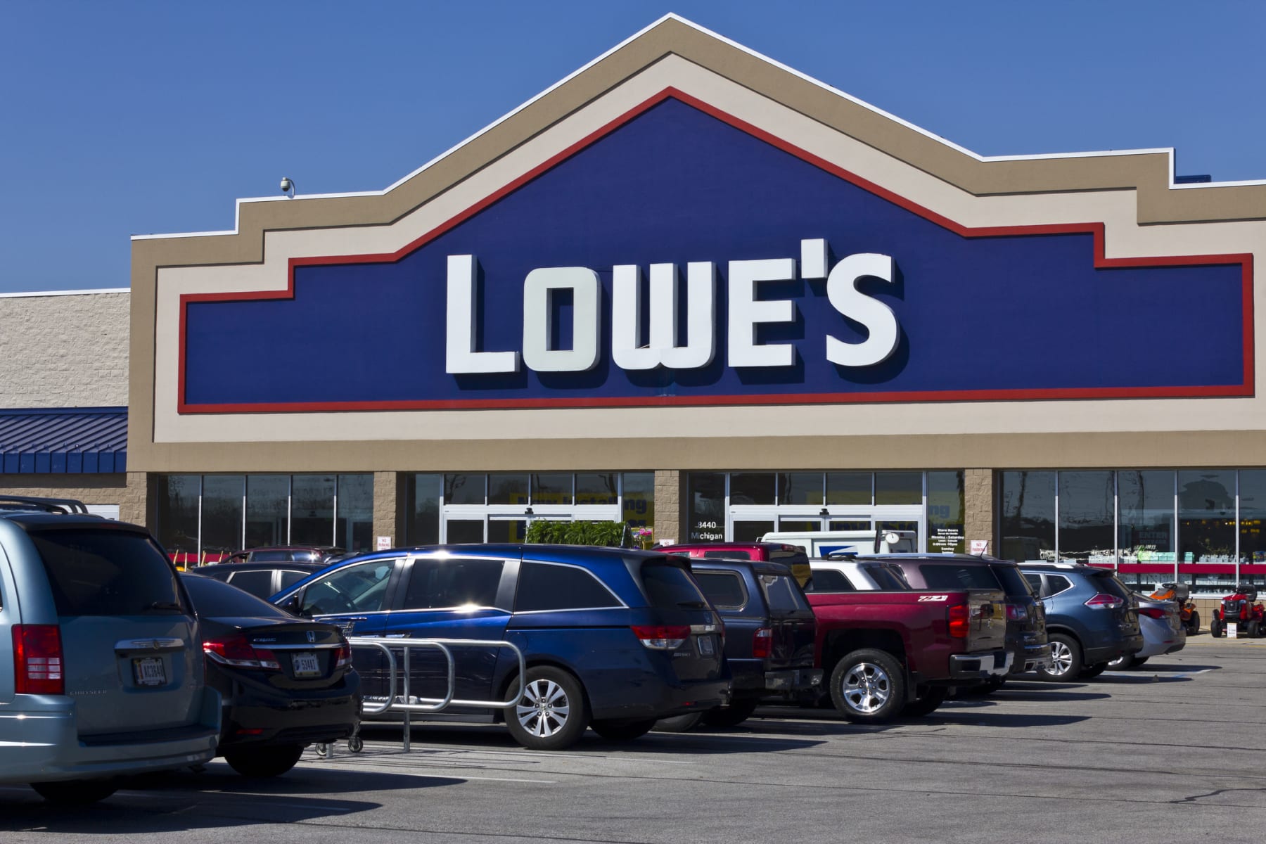 Lowe's Holiday Hours